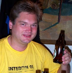 P retroskjorten skal gammelfan kjennes